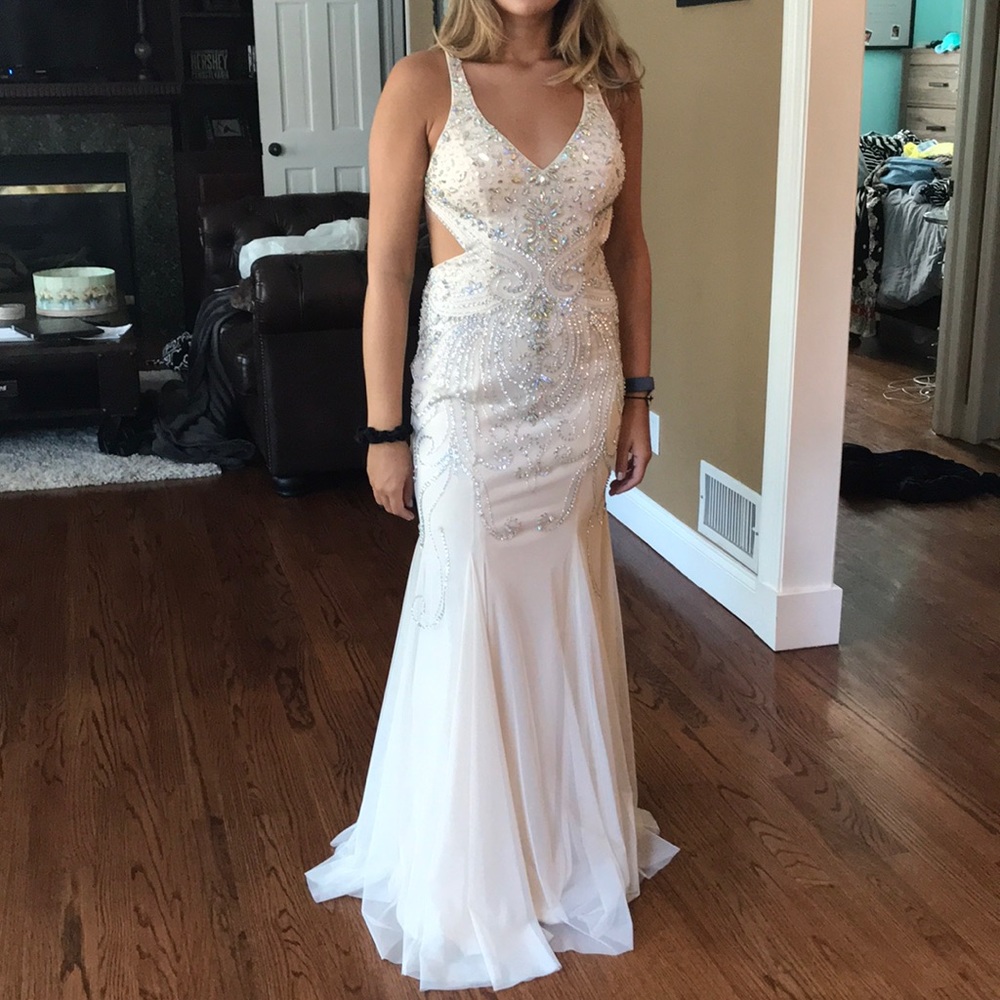 Prom dress